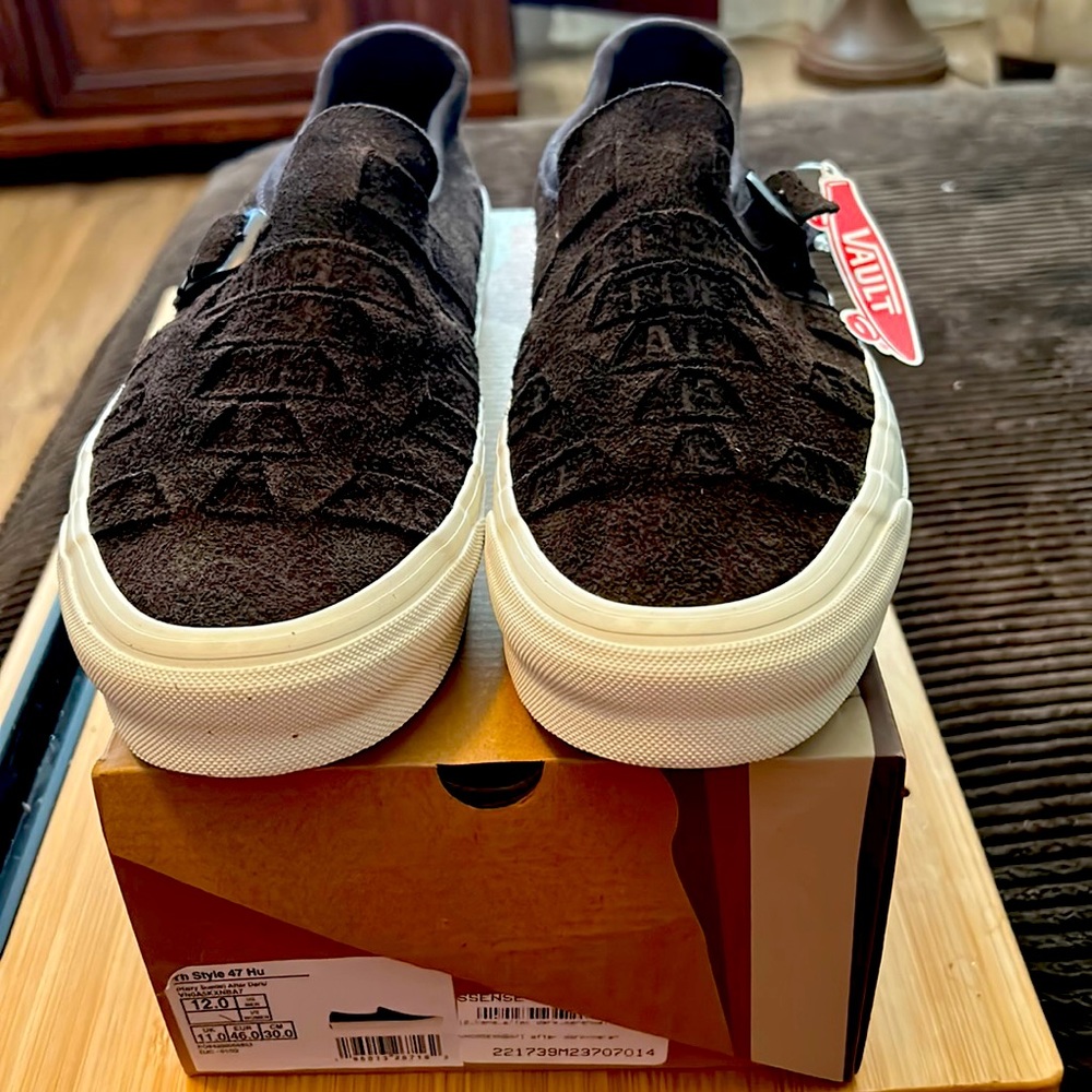 Vans limited edition size12